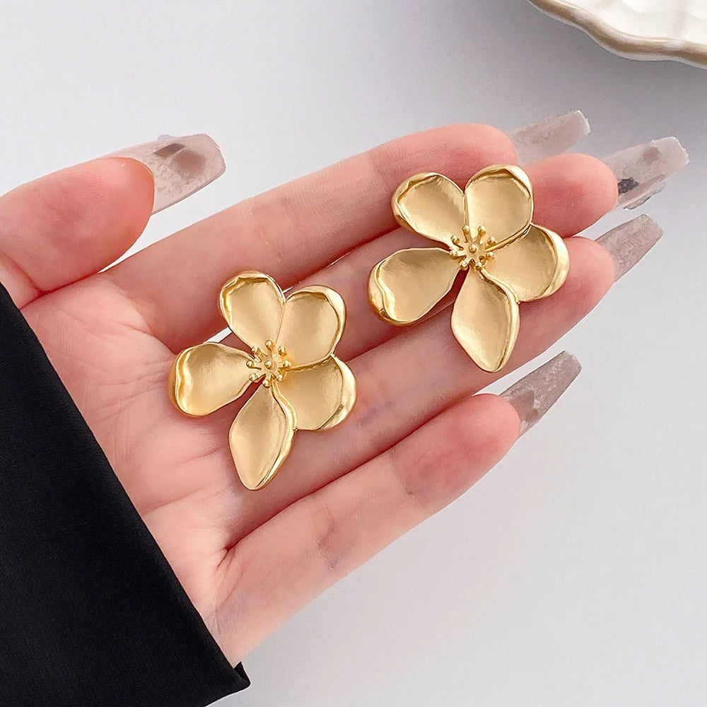 Aurelia Petals
